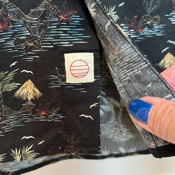 Marine Layer Short Sleeve Camp Shirt Size M/L Black Multi Color NWOT - Picture 11 of 13